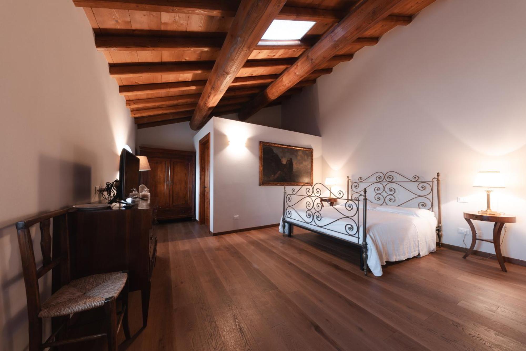 Corte Castello Affi Luaran gambar