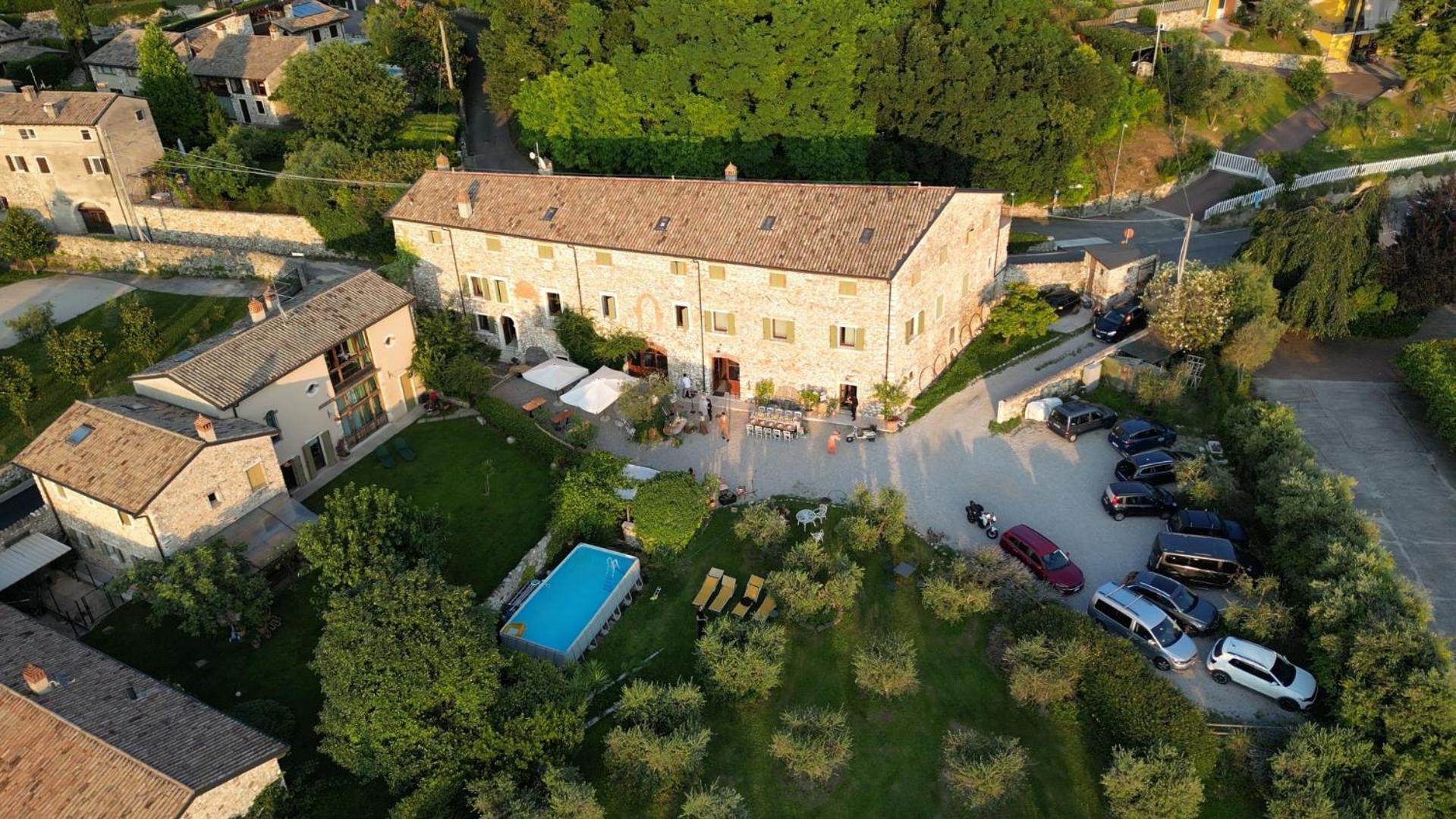 Corte Castello Affi Luaran gambar